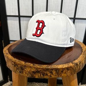 New Era Boston Red Sox MLB White Crown Black Brim Adjustable Cap